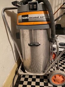 Taski vacumat 44T