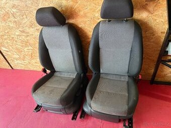 Sedačky Fabia, tapce, koberečky