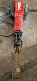 Hilti te 3000 AVR super stav +2 oskrty