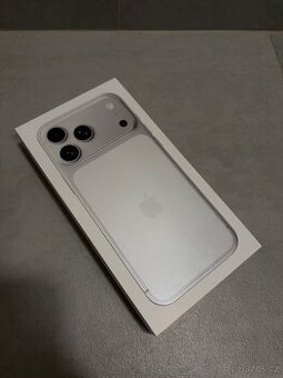Apple iPhone 17 Pro Max 256GB stříbrný