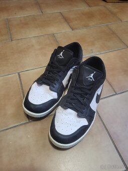 Nike Air Jordan low panda 42