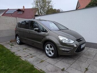 Ford S-MAX 2,2 tdci 147kW manuál 2012