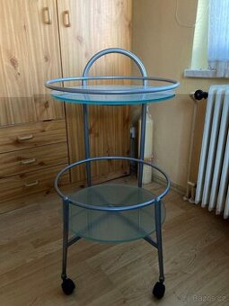 Pojízdní BAROVÝ stolek - 1