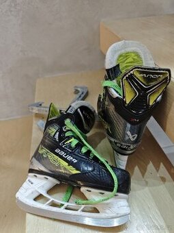 Hokejové brusle Bauer vapor X4. vel 29,5