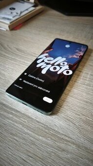 Motorola EDGE 40 Neo 12GB/256GB zelená