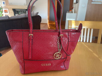 Kabelka GUESS