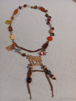 Drátkovaný náhrdelník bižuterie