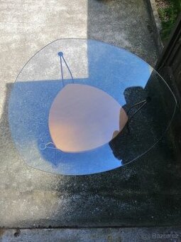 Konferenční stolek