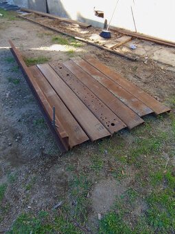 železné profily učka překlady