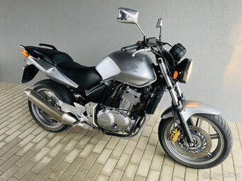 Honda CBF 500 r.v.2006 výkon 25kW