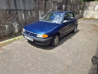 Opel Astra R.v 1992, 1.8i, automat,