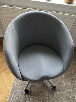 IKEA SKRUVSTA, židle otočná - 1