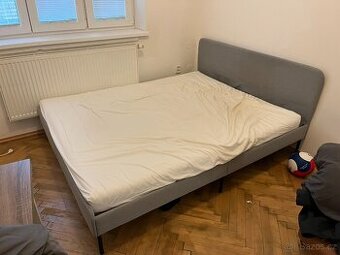 Postel pro dva - manželská postel