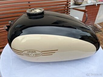 NÁDRŽ VELKÁ PANELKA