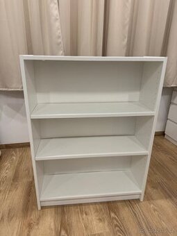 Prodám bílá knihovna BILLY z Ikea, skvělý stav, 80x28x106 cm