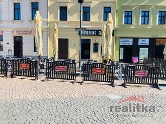 Pronájem  plně vybaveného baru, Dolní náměstí 11, Opava