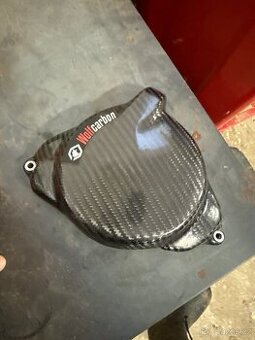 Karbonový kryt zapalování Husqvarna 701