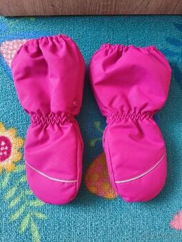 Rukavice Reima vel 2 (116-122)