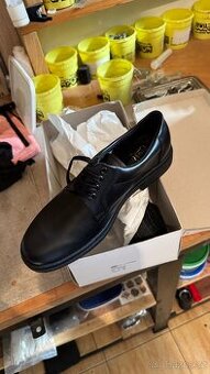 Polobotky 677600 - 1