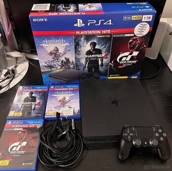 PS4 1TB v super stavu + hry a příslušenství - 1