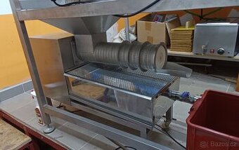 Včelařské vybavení