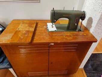 Šicí stroj Minerva