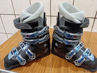 Lyžařské boty Salomon velikost 24-24,5
