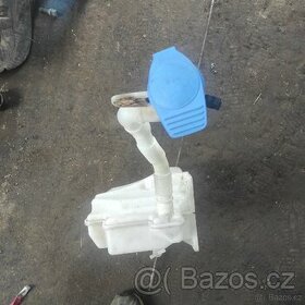 Nádobka ostřikovačů golf 5-6