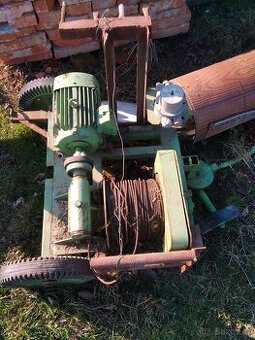 Prodám koňský pluh a navijak