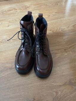 Dámské  nové boty