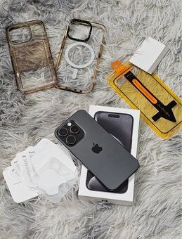 iPhone 15 Pro černý titán 128gn