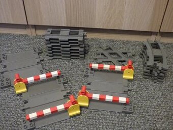 Lego Duplo - koleje, přejezd, závory, křížení