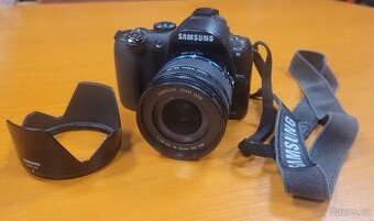 Samsung NX10