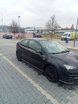 Ford focus 1.6 ti-vct