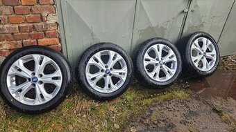 225/50R17
