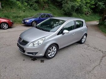Opel Corsa D 1.2, 59 kw, rok 2010...