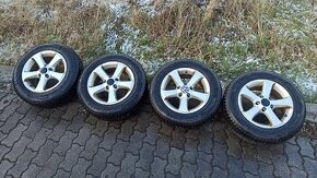 ALU kola VW 5x112 195/65 R15, zimní pneu Goodyear
