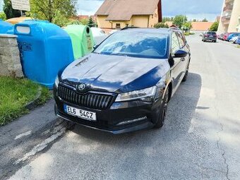 Škoda Superb 1,4TSI PHEV sportline,tažné,DCC,virtual,matrix