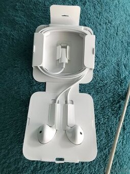 Originál iPhone sluchátka - lightning koncovka