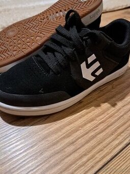 ETNIES 33.5 stelka 20.5 dětské