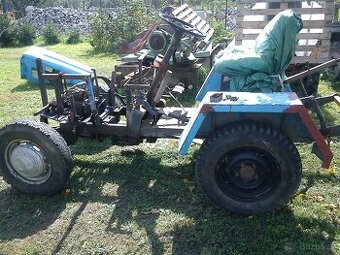 Traktor domací výroby motor Jawa 250 - 1