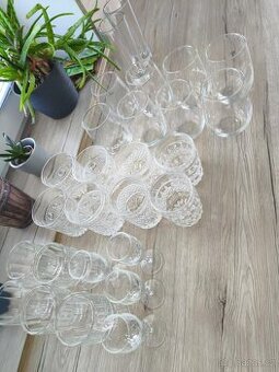 Prodám sadu 27 sklenic – křišťál, Aquila, silnostěnné, sekto