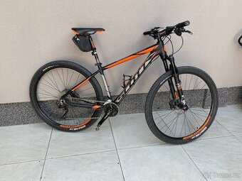 SCOTT Aspect 900 – horské kolo s vidlicí FOX (vel. M)