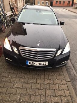 Mercedes Benz W212