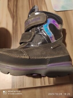 Dívčí obuv velikost 25