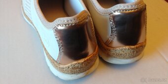 Dámské polobotky slip on Rieker 41 světlé