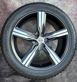 Zimní sada Volvo XC90 275/45R20 110V