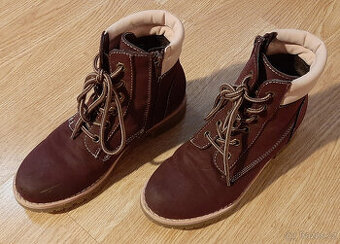 Dětská zimní obuv - vel. 33