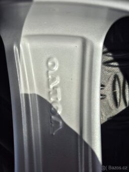 17"ALU Volvo + 225 50 17 zimní