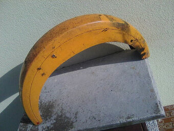 čz 125/175 476/477-blatníky,nádrže,p.světlo,kryt spojky na o